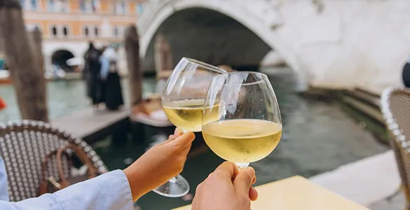 best-cities-for-couples-who-love-food-wine-and-romance-mid-content-5